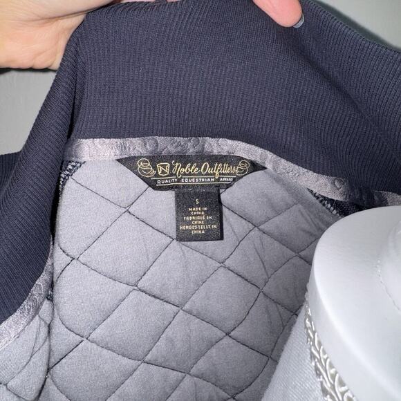 Noble Outfitters Equestrian Apparel Woman’s Quilted Jacket Size S Navy Blue - Picture 8 of 11